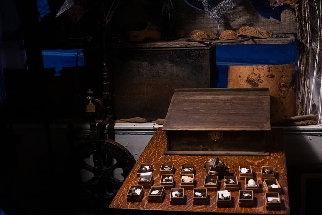 The Old Polishing Shop workshop interior with samples